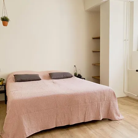 Modern 2 In Historic Abbey * Cadier en Keer